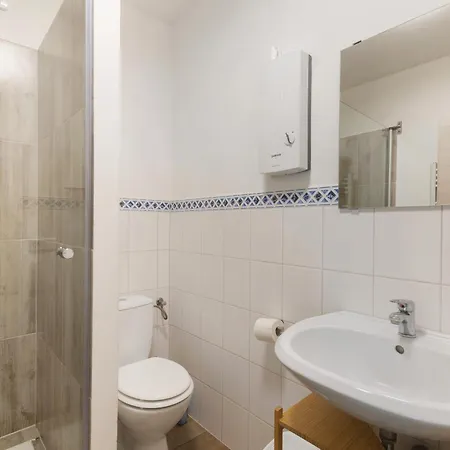 Eifel Atrium بيت للعطل Zweifelscheid