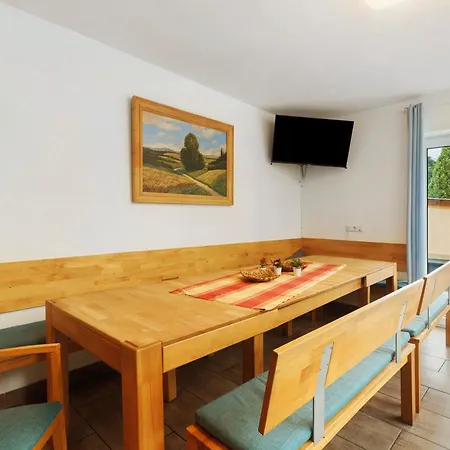 Eifel Atrium بيت للعطل Zweifelscheid